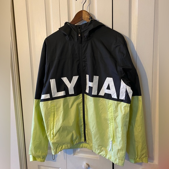 EUC Men’s M Helly Hansen Logo Windbreaker - Picture 1 of 12